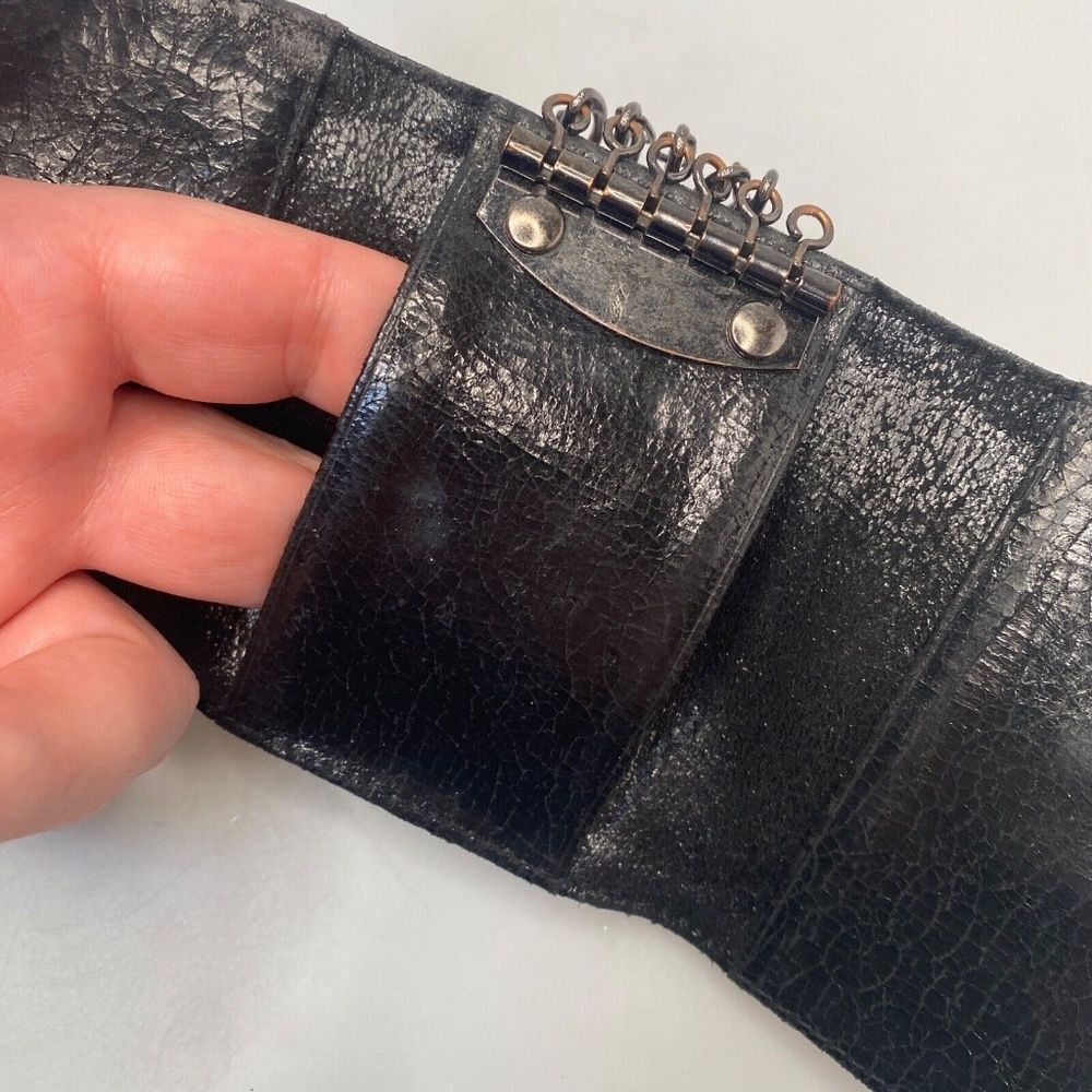 Tory Burch Black Leather Tri-Fold Key Case Mini Wallet – EUC, 5 Hooks, Crackle F - Picture 10 of 15